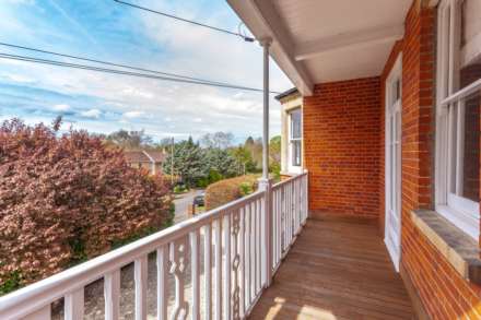 St Peters Avenue, Caversham Heights, Image 31