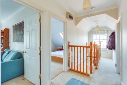 St Peters Avenue, Caversham Heights, Image 38