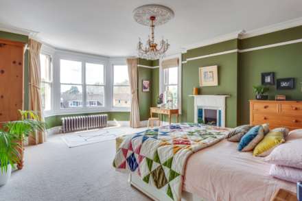 St Peters Avenue, Caversham Heights, Image 7