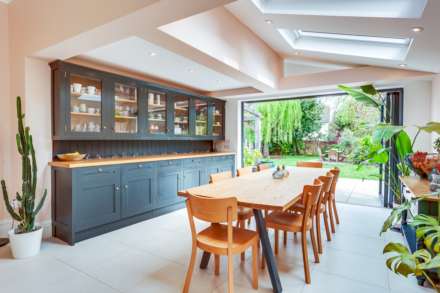 St Peters Avenue, Caversham Heights, Image 8