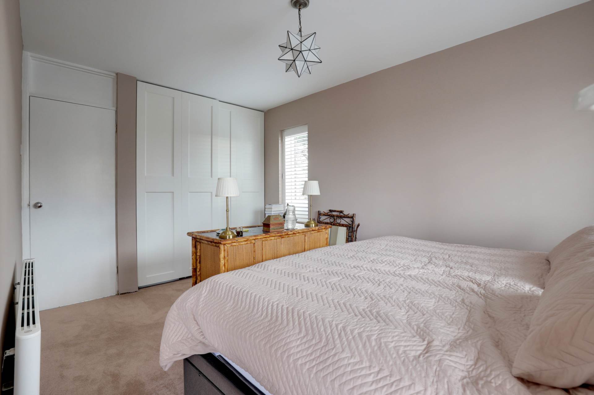 Monkley Court, Caversham, Image 6