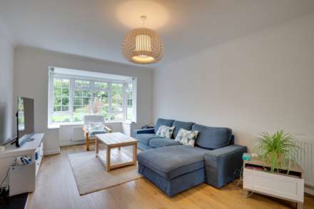 Picton Way, Caversham, Image 10