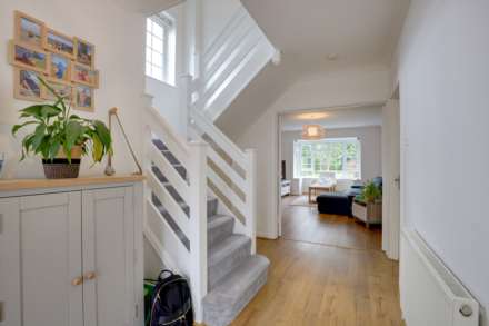 Picton Way, Caversham, Image 14