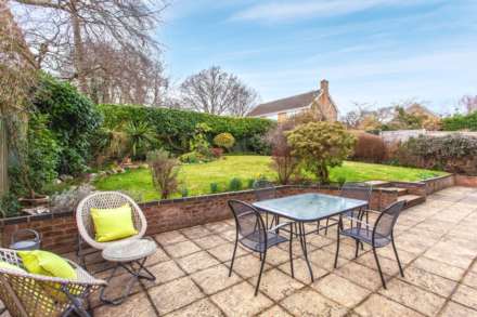 Picton Way, Caversham, Image 9