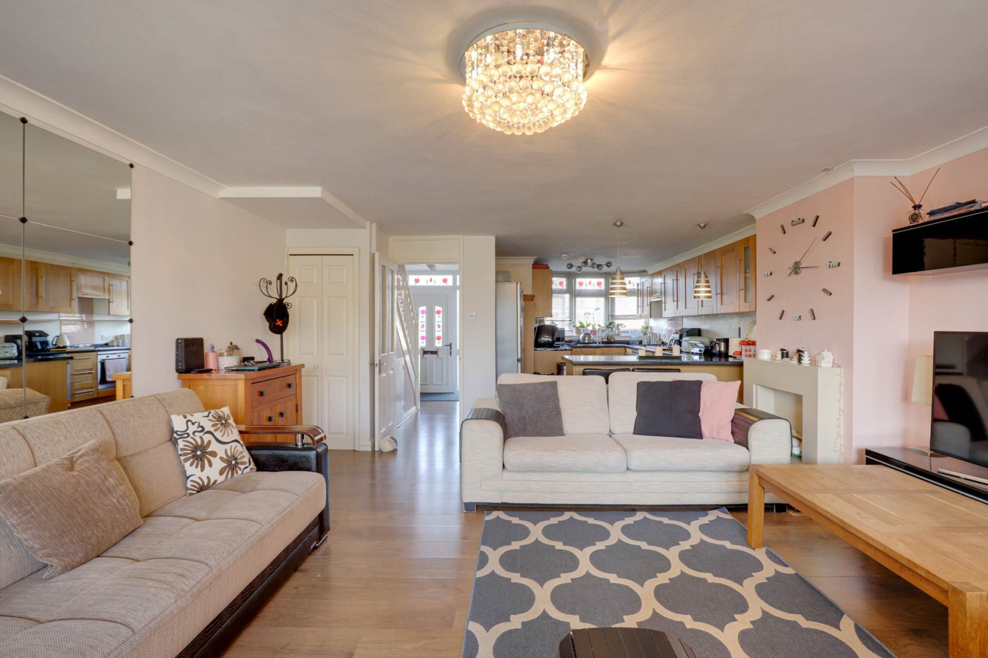 Bellingham Walk, Emmer Green, Image 7