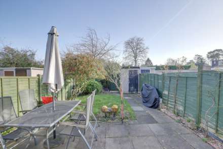 Bellingham Walk, Emmer Green, Image 2