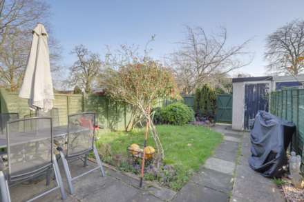 Bellingham Walk, Emmer Green, Image 20