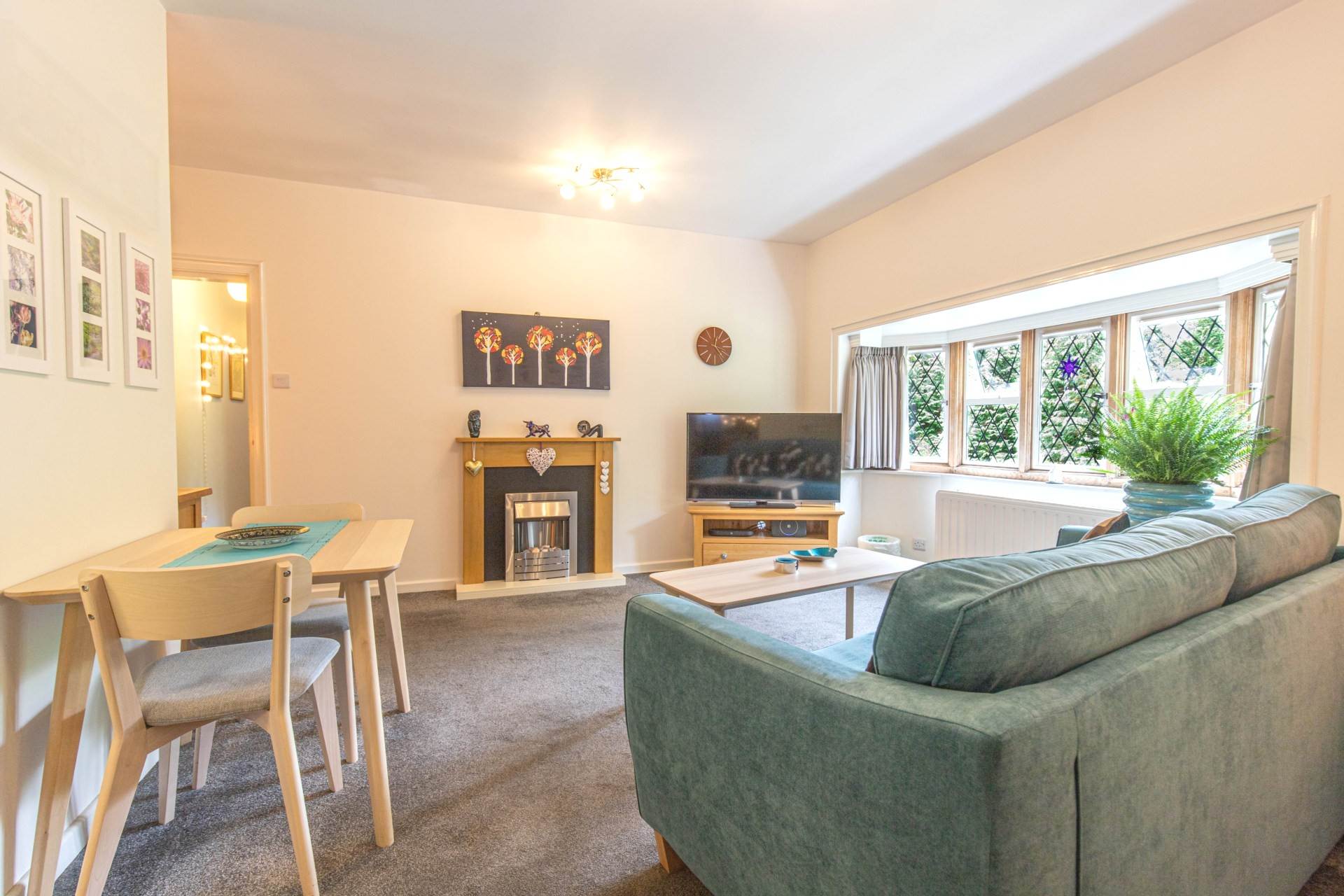 Church Road, Caversham, Image 11