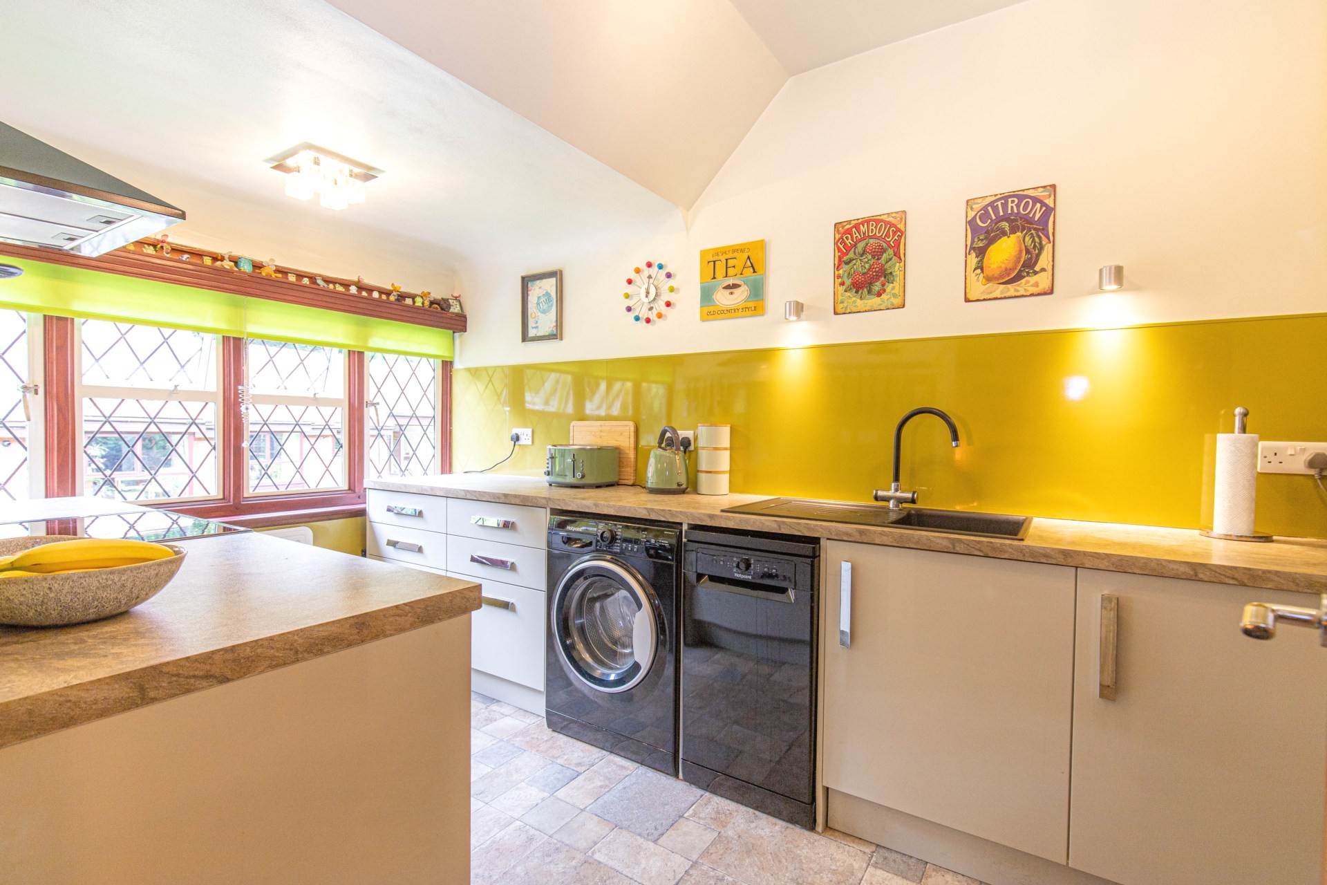 Church Road, Caversham, Image 6