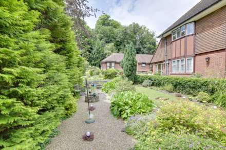 Church Road, Caversham, Image 17