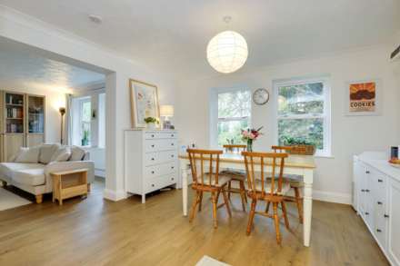 Boundary Lane, The Warren, Reading, Image 2