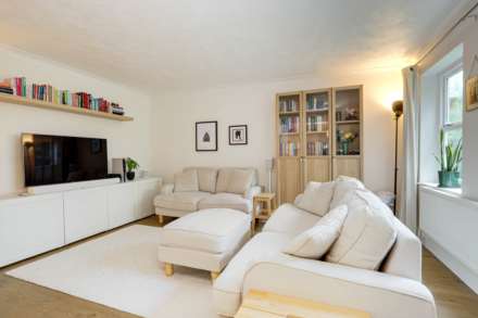 Boundary Lane, The Warren, Reading, Image 3