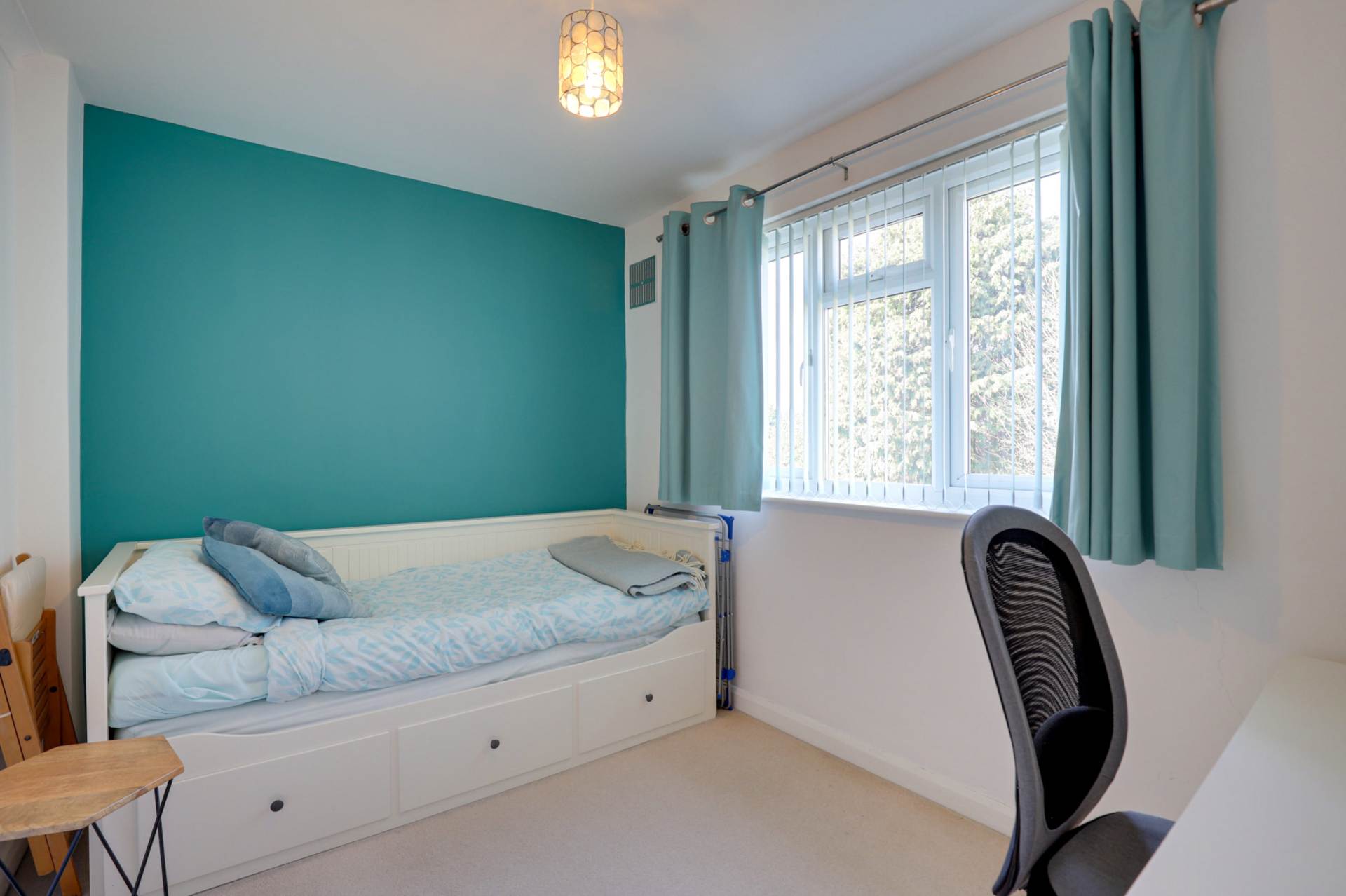 Cawsam Gardens, Caversham, Image 12