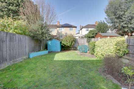 Cawsam Gardens, Caversham, Image 19