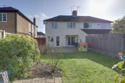 Cawsam Gardens, Caversham, Image 21