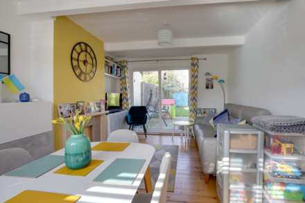 Cawsam Gardens, Caversham, Image 6