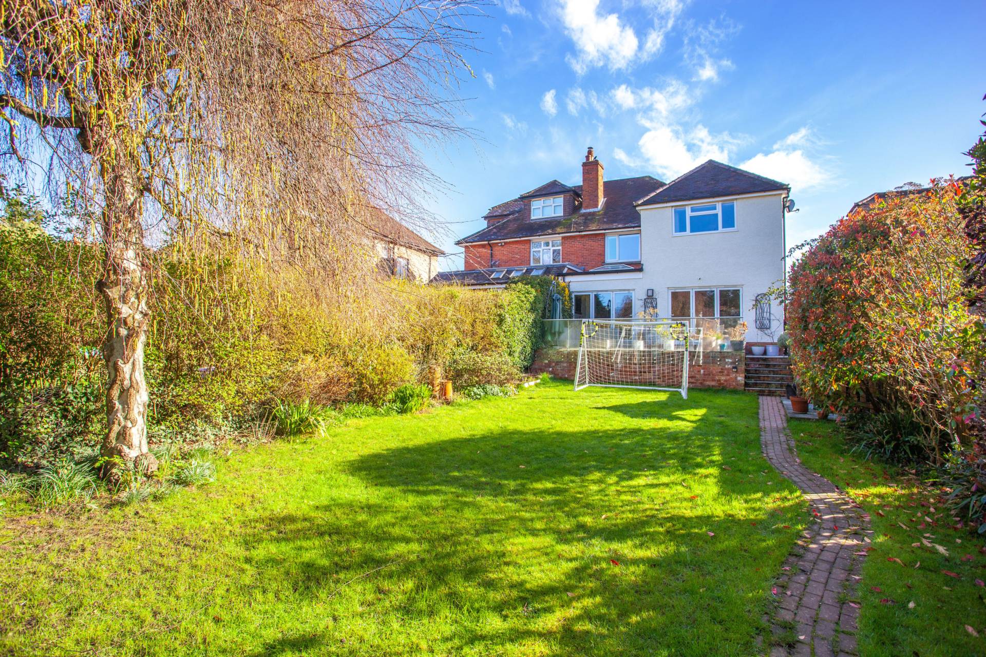 Balmore Drive, Caversham, Image 9