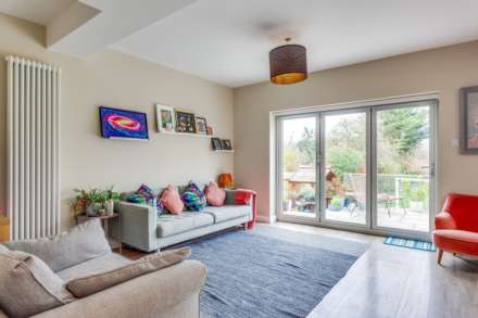 Balmore Drive, Caversham, Image 19