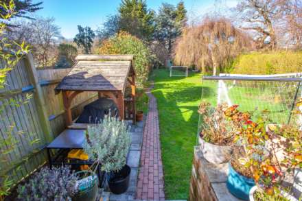 Balmore Drive, Caversham, Image 29