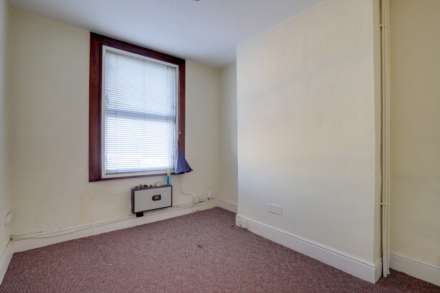 Kings Road, Reading, Image 11