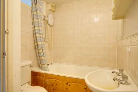 Kings Road, Reading, Image 13