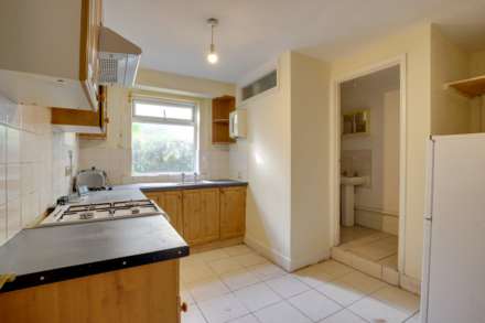 Kings Road, Reading, Image 4