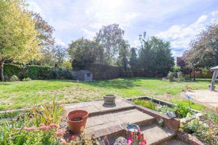 Old Barn Close, Emmer Green, Image 29