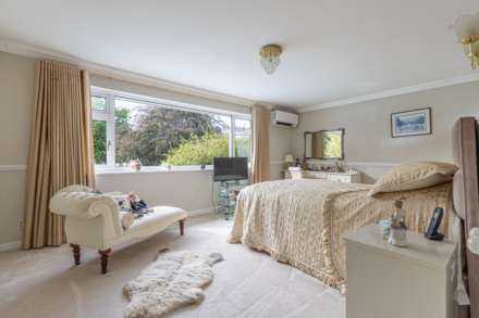 Old Barn Close, Emmer Green, Image 7
