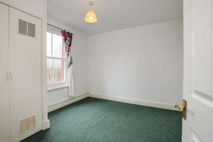 Tilehurst Road, Reading, Image 14