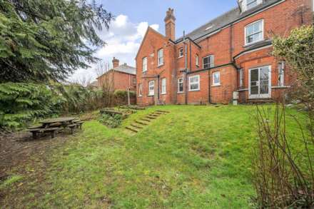 Tilehurst Road, Reading, Image 19