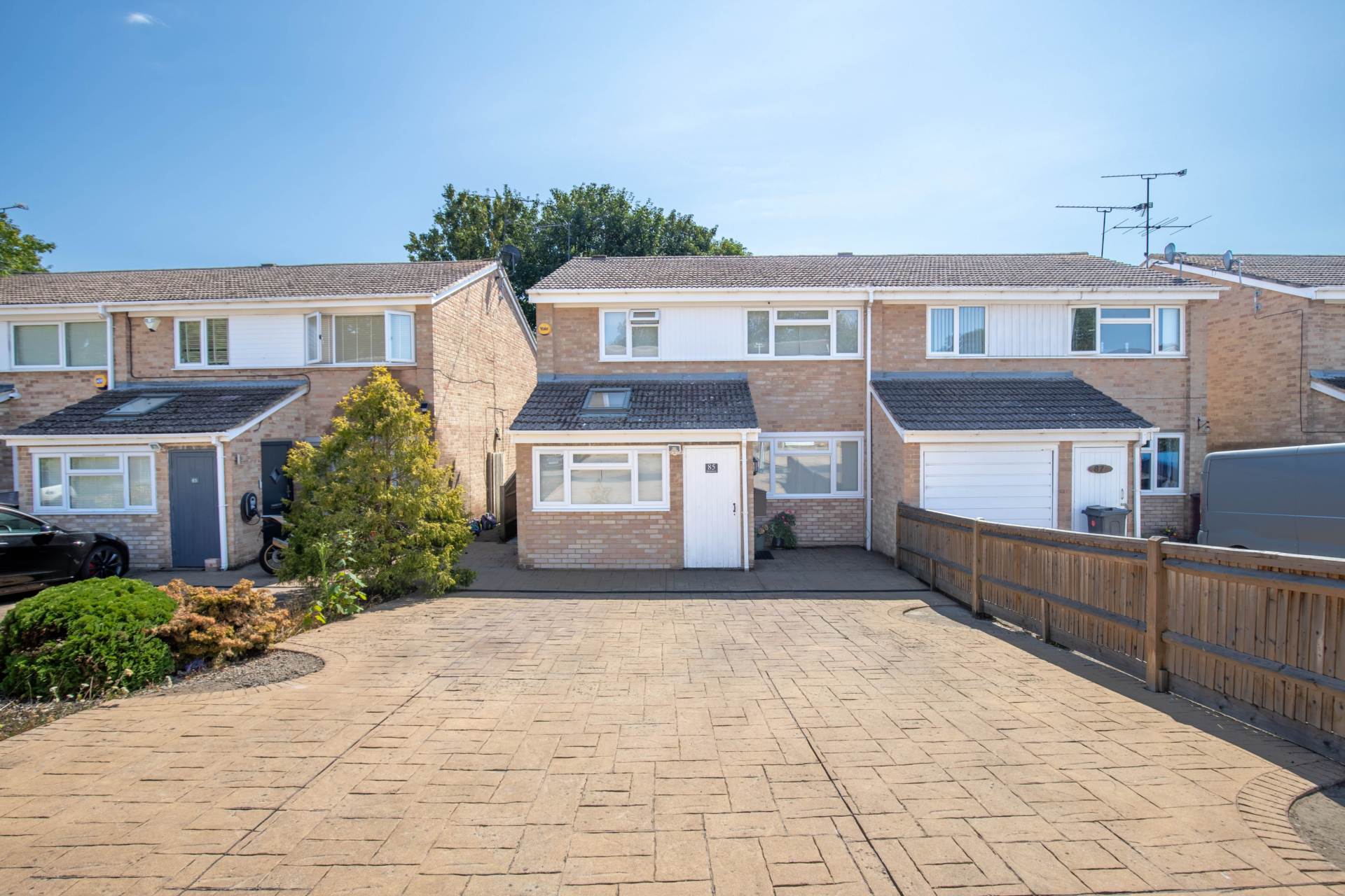 Queensway, Caversham Park Village, Image 1