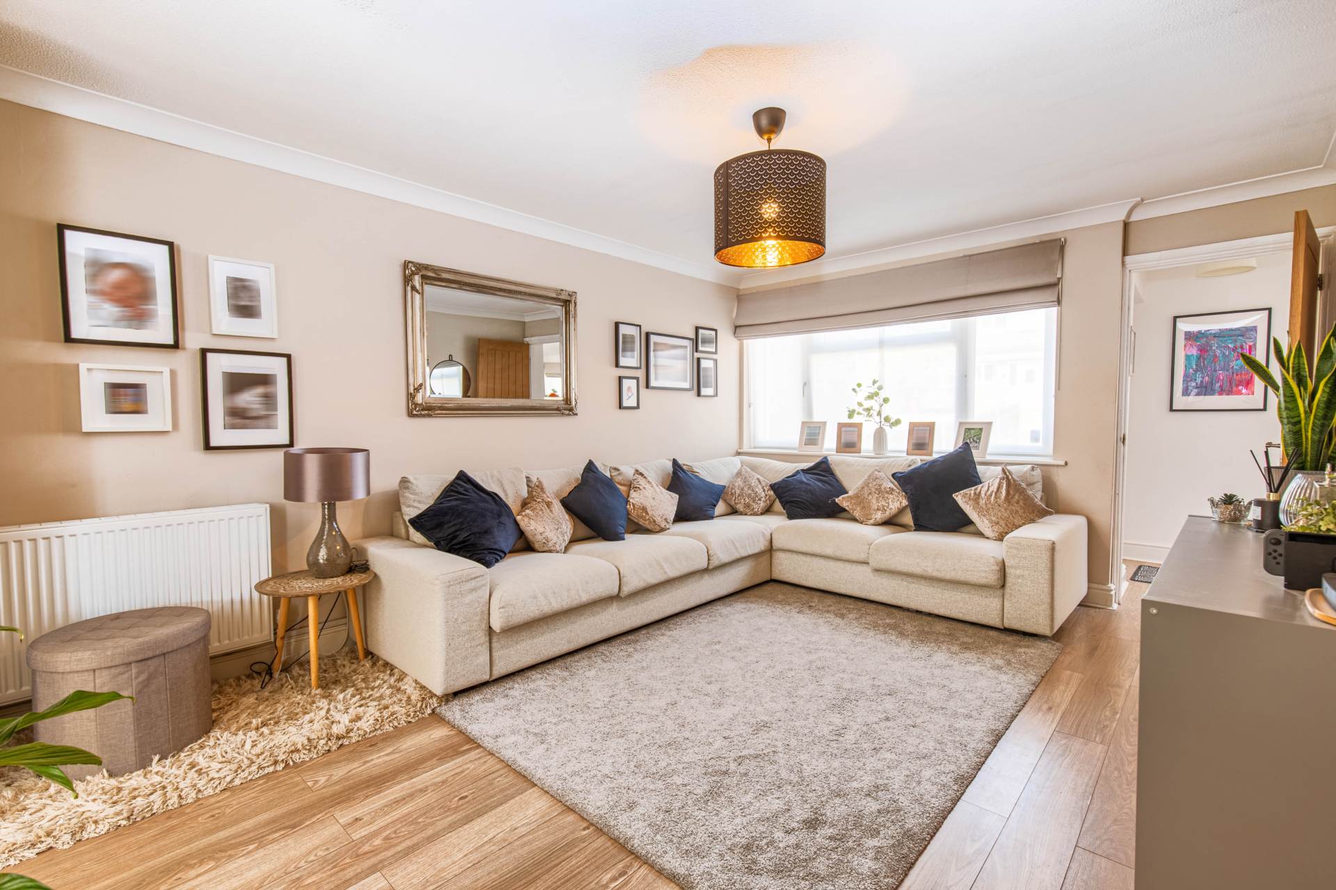 Queensway, Caversham Park Village, Image 10