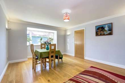 Woods Road, Caversham, Image 15