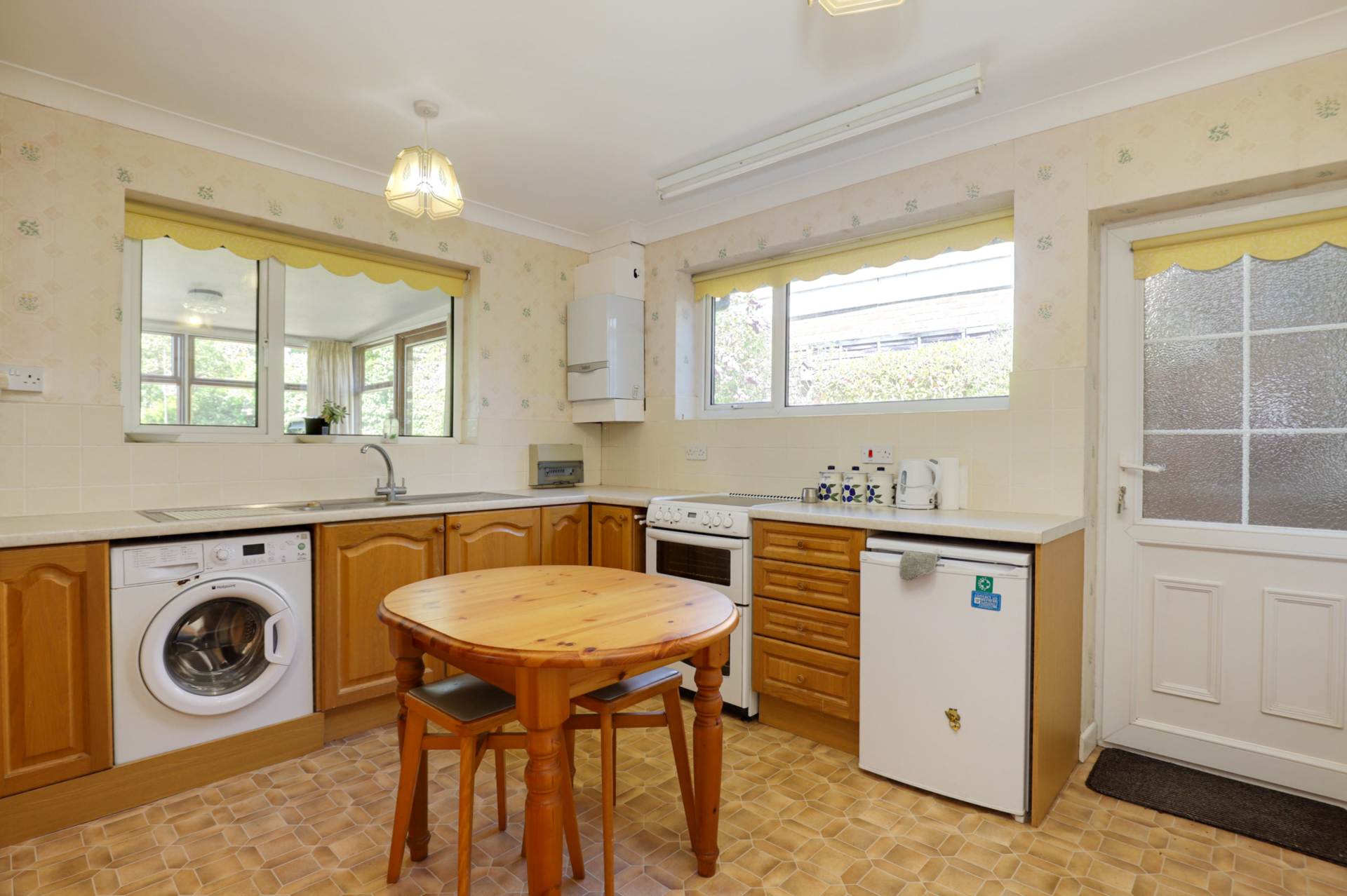 Woodcote Way, Caversham Heights, Image 15