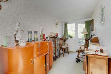 Woodcote Way, Caversham Heights, Image 13