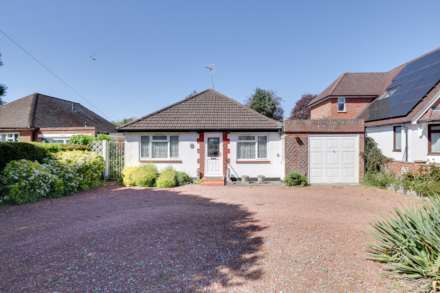 Woodcote Way, Caversham Heights, Image 25