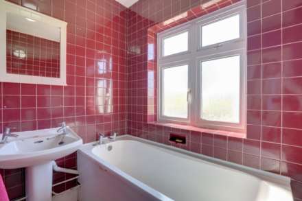 Kidmore Road, Caversham Heights, Image 13