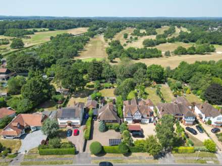 Shepherds Lane, Caversham Heights, Image 1