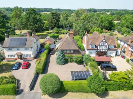 Shepherds Lane, Caversham Heights, Image 23