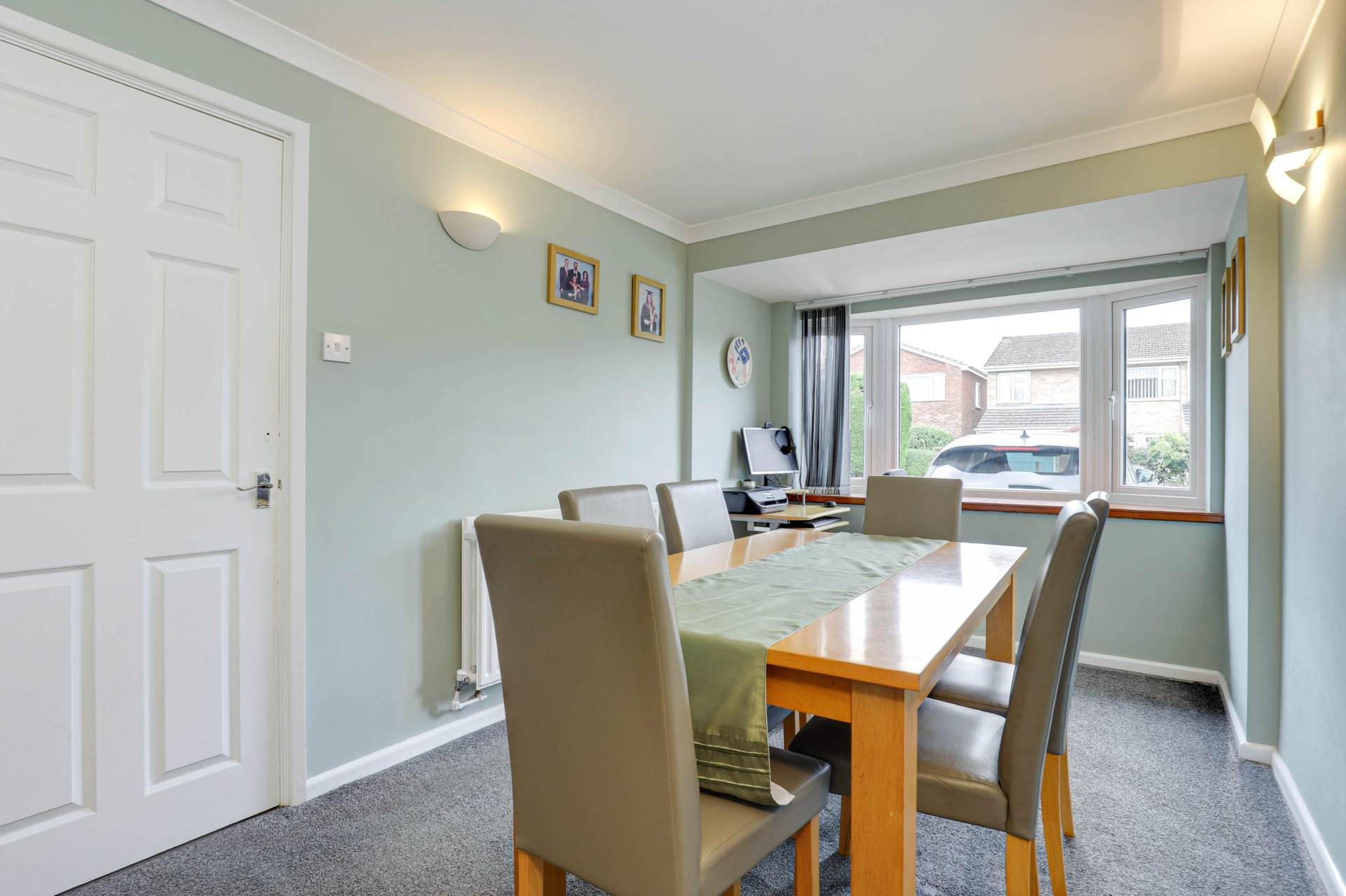 Holyrood Close, Caversham Park Village, Image 15
