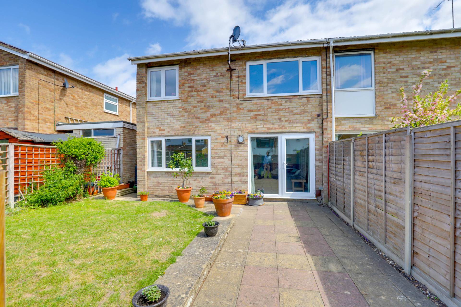 Holyrood Close, Caversham Park Village, Image 27