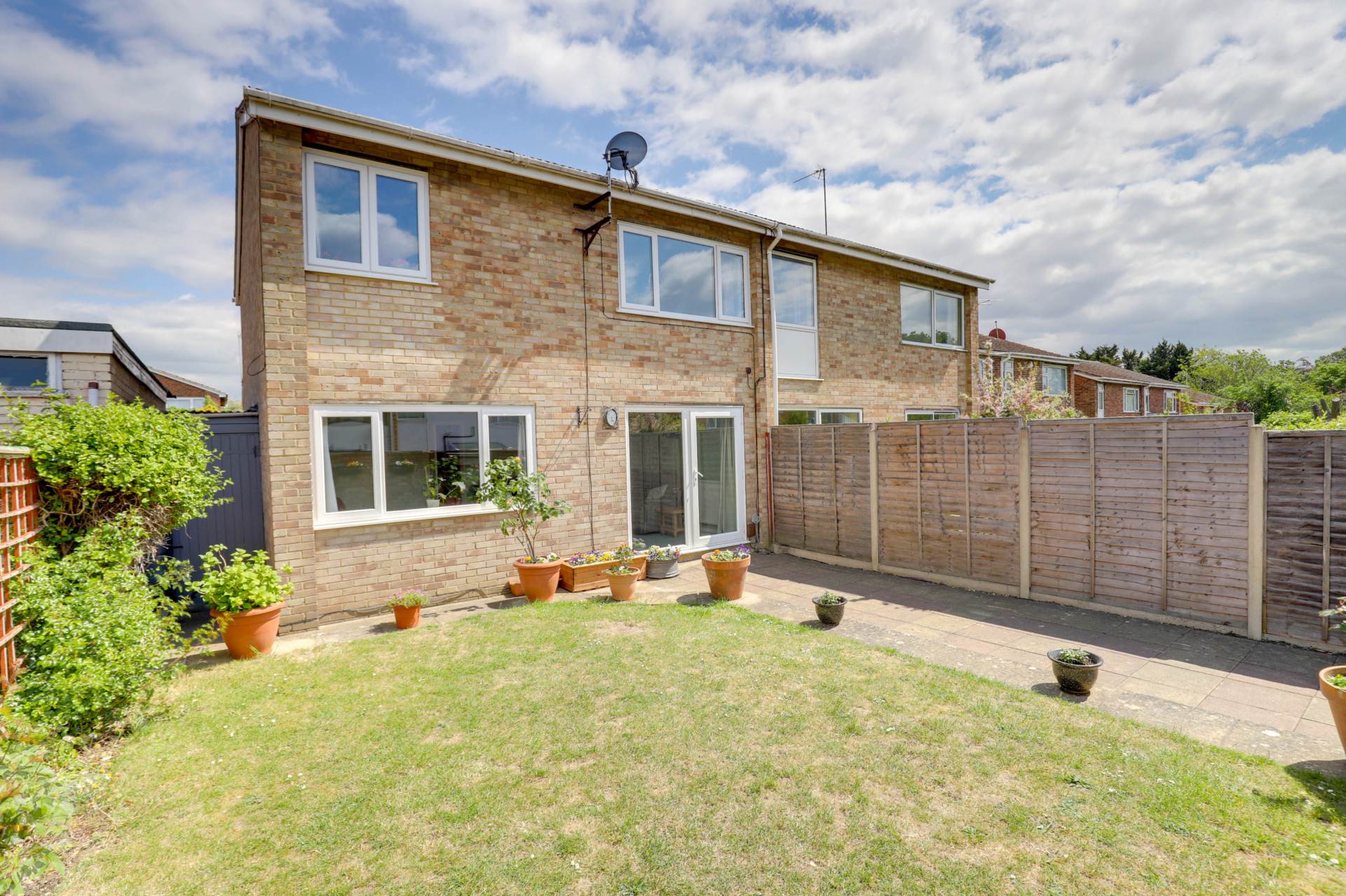 Holyrood Close, Caversham Park Village, Image 28