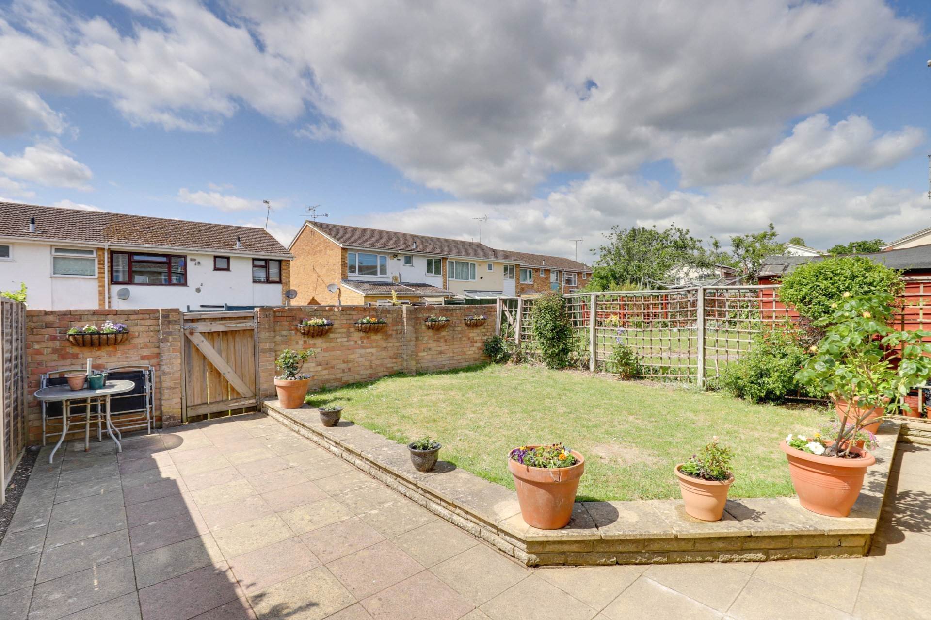 Holyrood Close, Caversham Park Village, Image 5