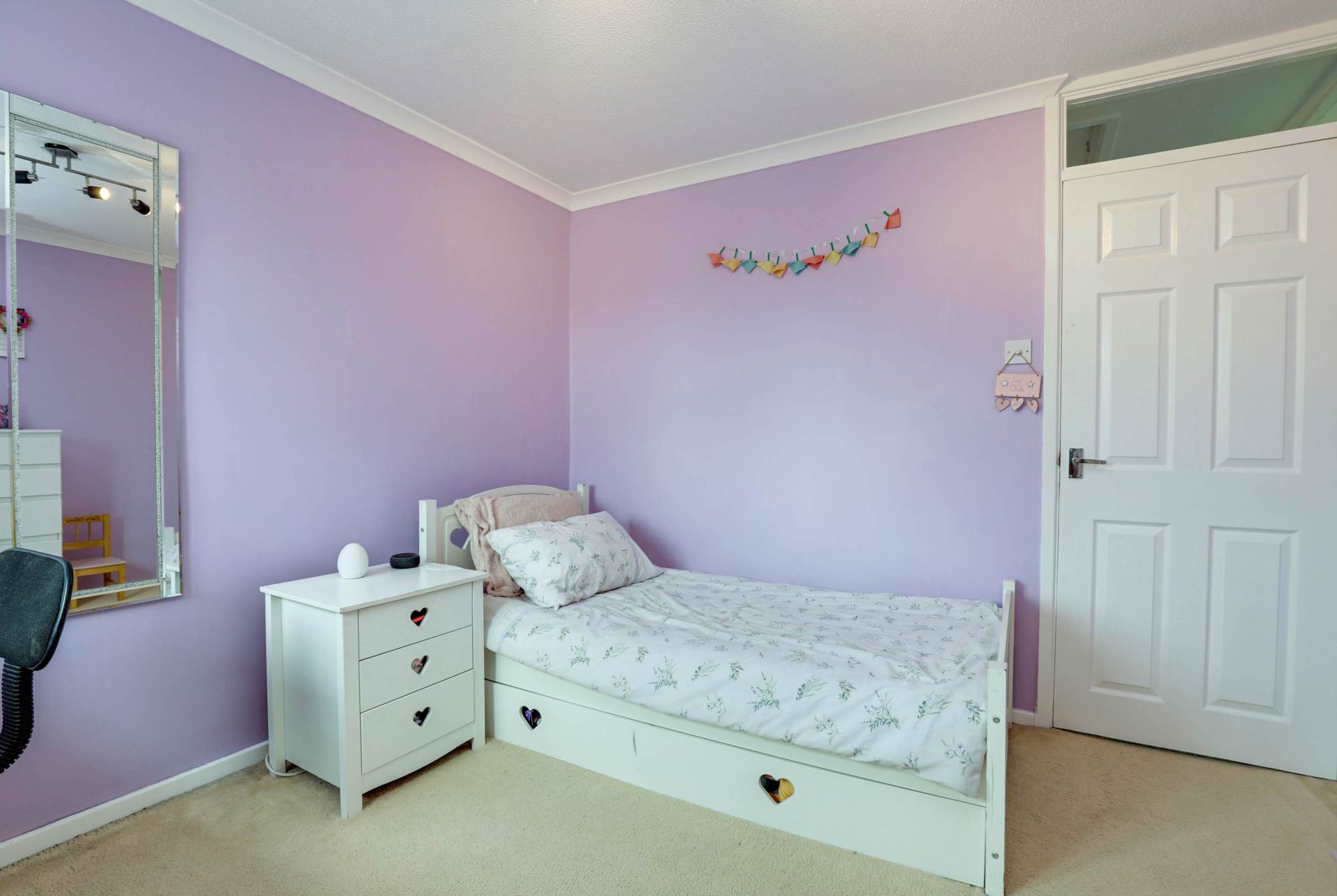Holyrood Close, Caversham Park Village, Image 9
