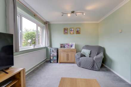 Holyrood Close, Caversham Park Village, Image 12