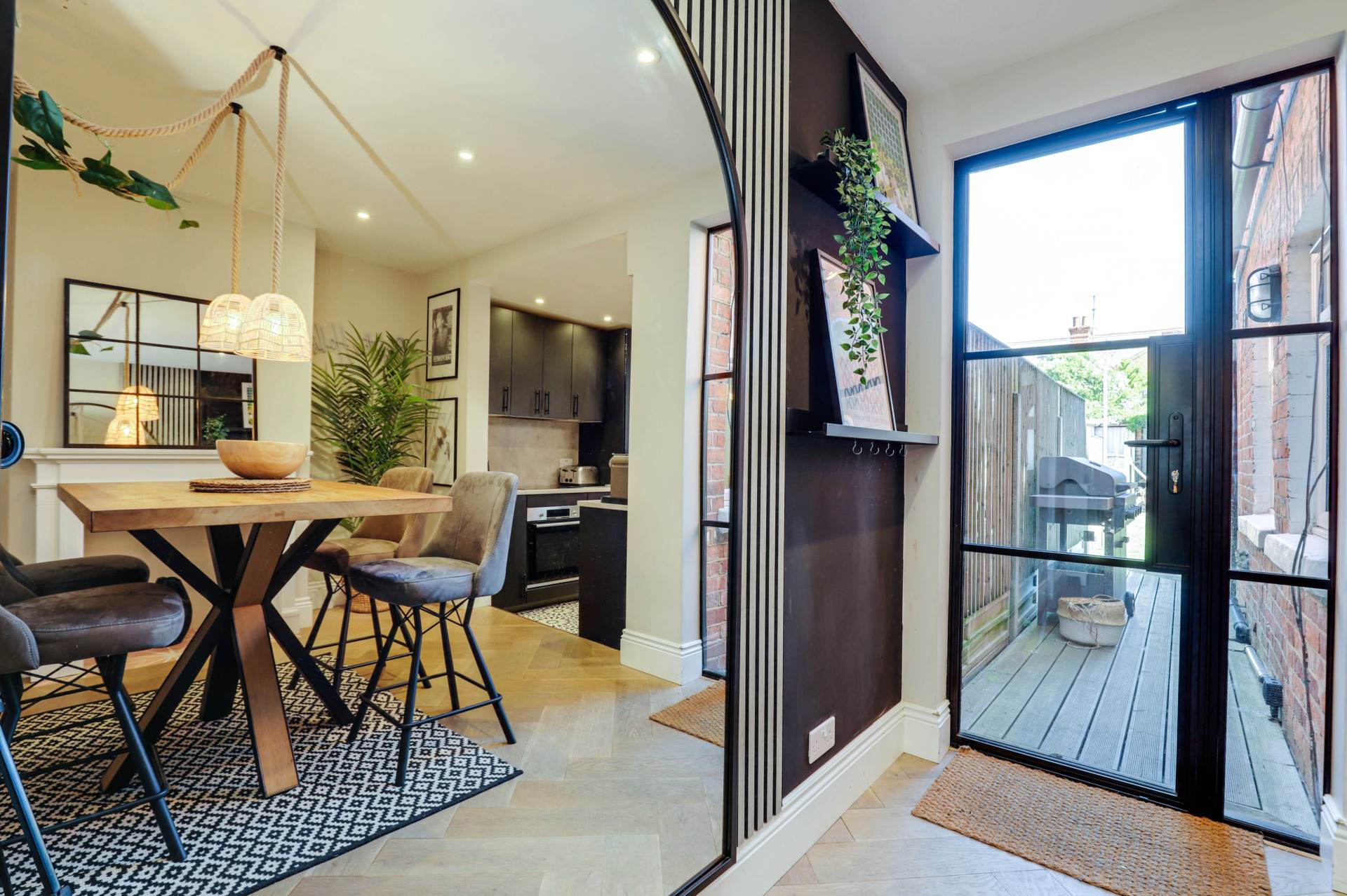 Queens Road, Caversham, Image 11