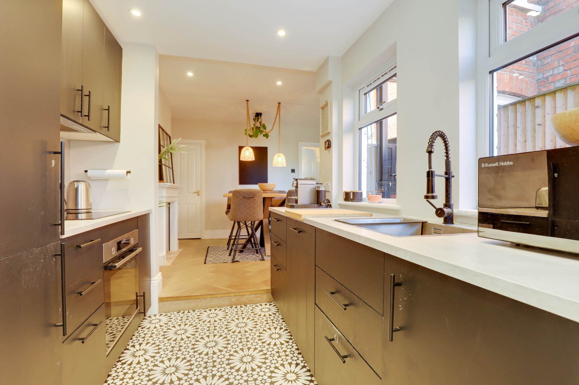 Queens Road, Caversham, Image 14