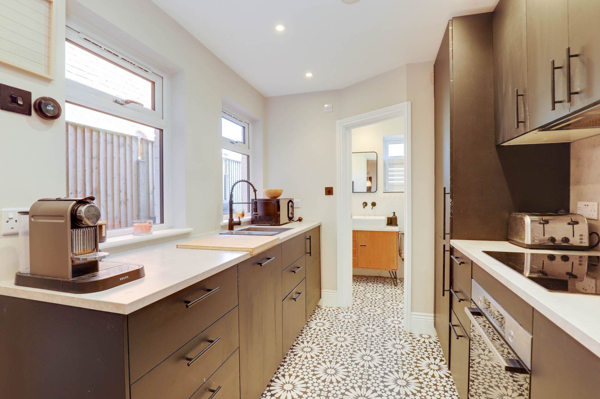 Queens Road, Caversham, Image 7