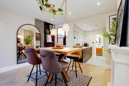 Queens Road, Caversham, Image 5