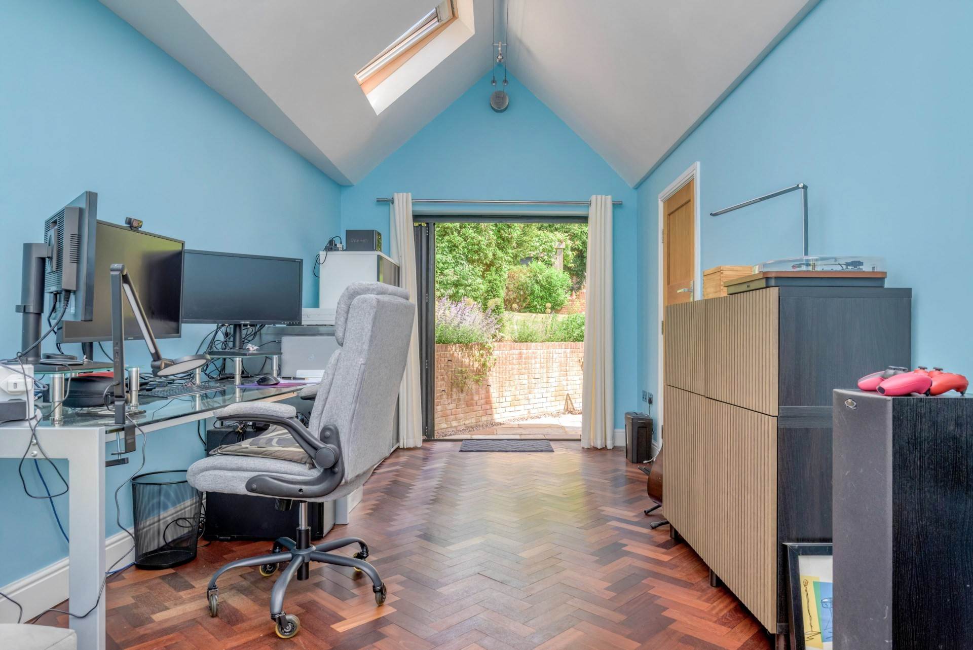Clifton Park Road, Caversham Heights, Reading, Image 25